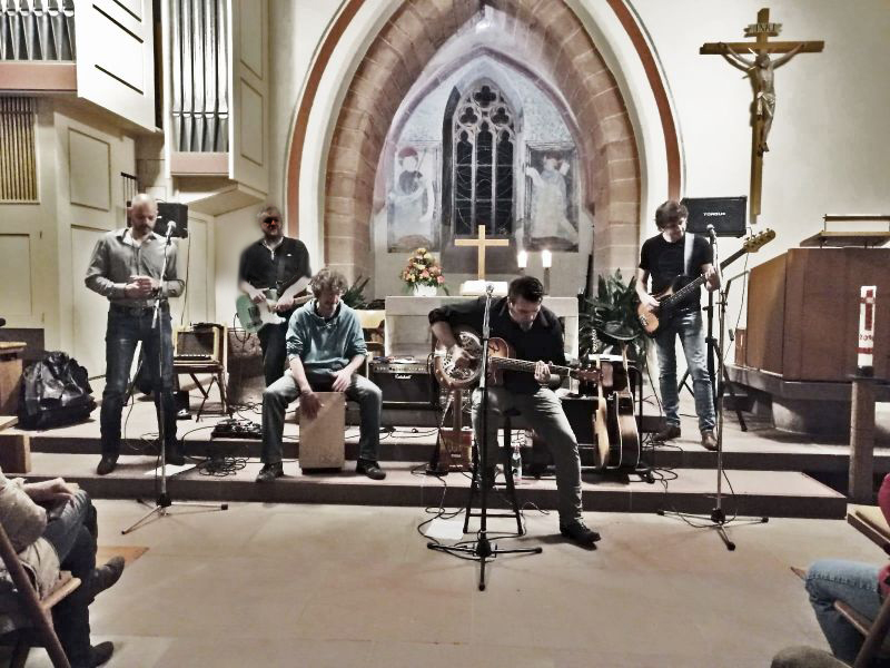 Die Bluesband Jakewalk bei einem Benefitzkonzert in der St. Georgskirche in Denzlingen